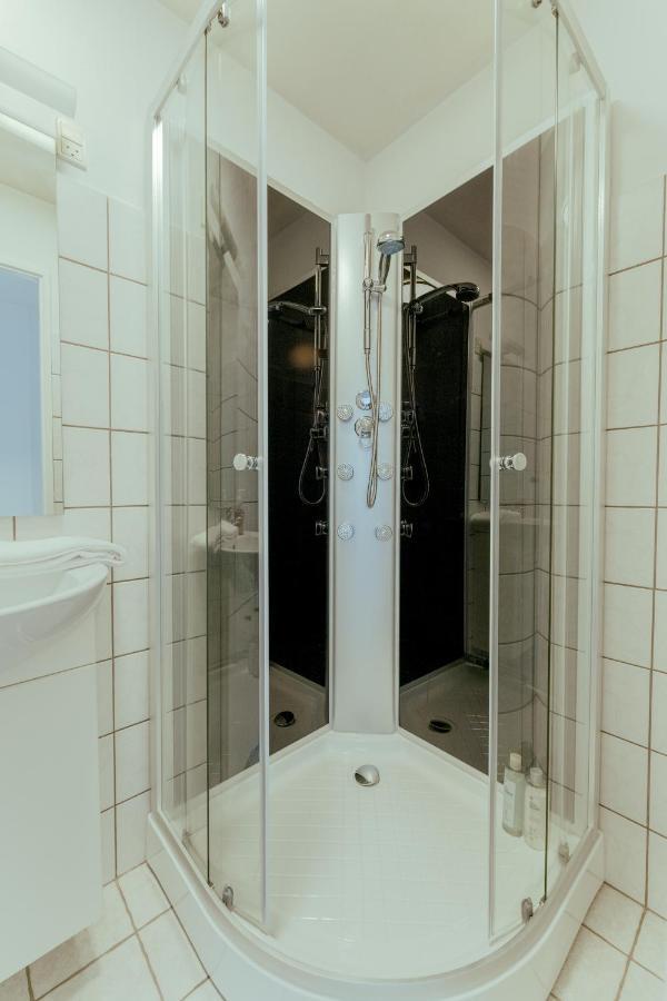 1 Bedroom Apartment / Central / トースハウン エクステリア 写真